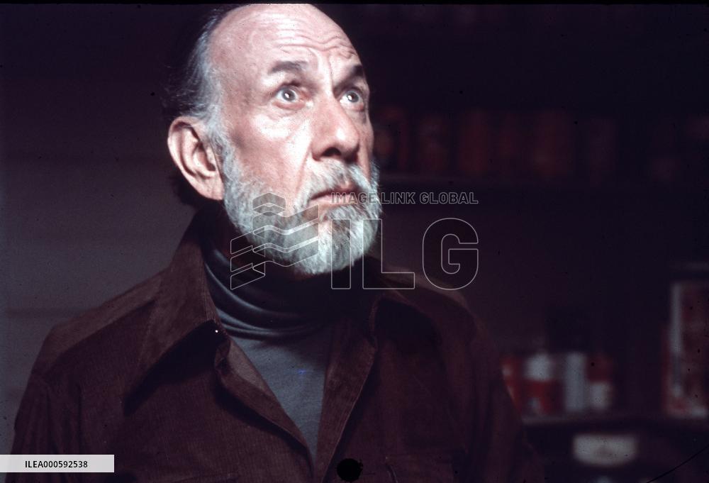 ZOLTAN, HOUND OF DRACULA