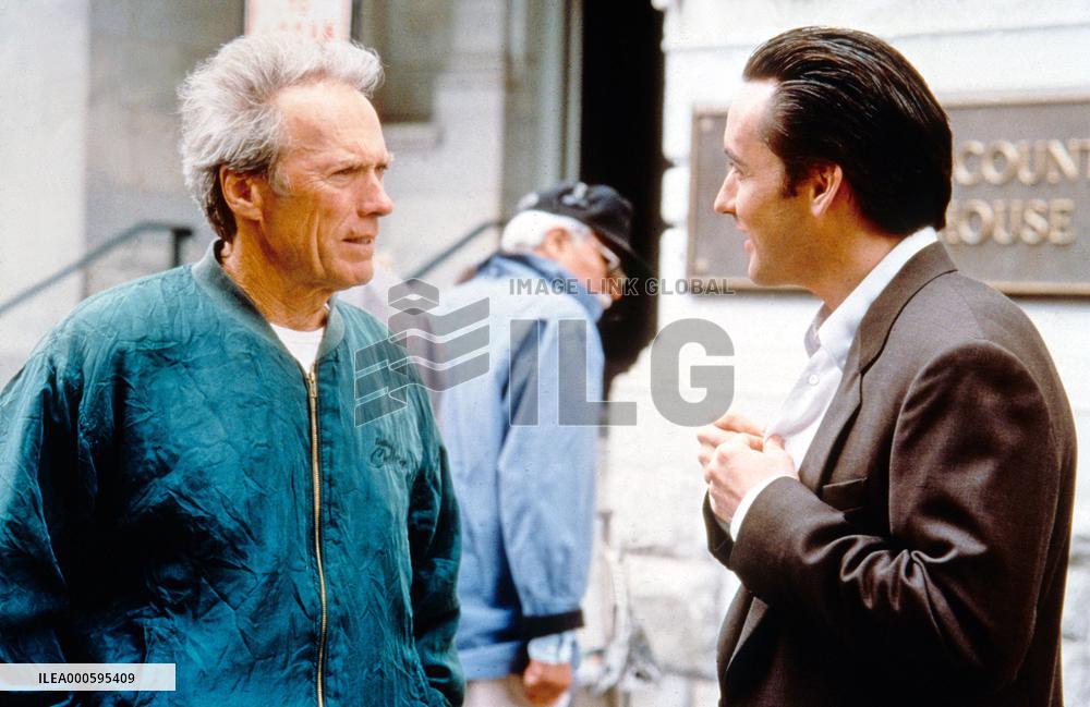 MIDNIGHT IN THE GARDEN OF GOOD AND EVIL