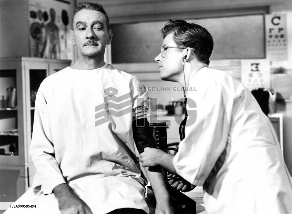 MR. BELVEDERE GOES TO COLLEGE