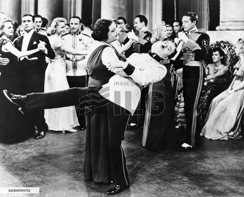 THE GREAT DICTATOR