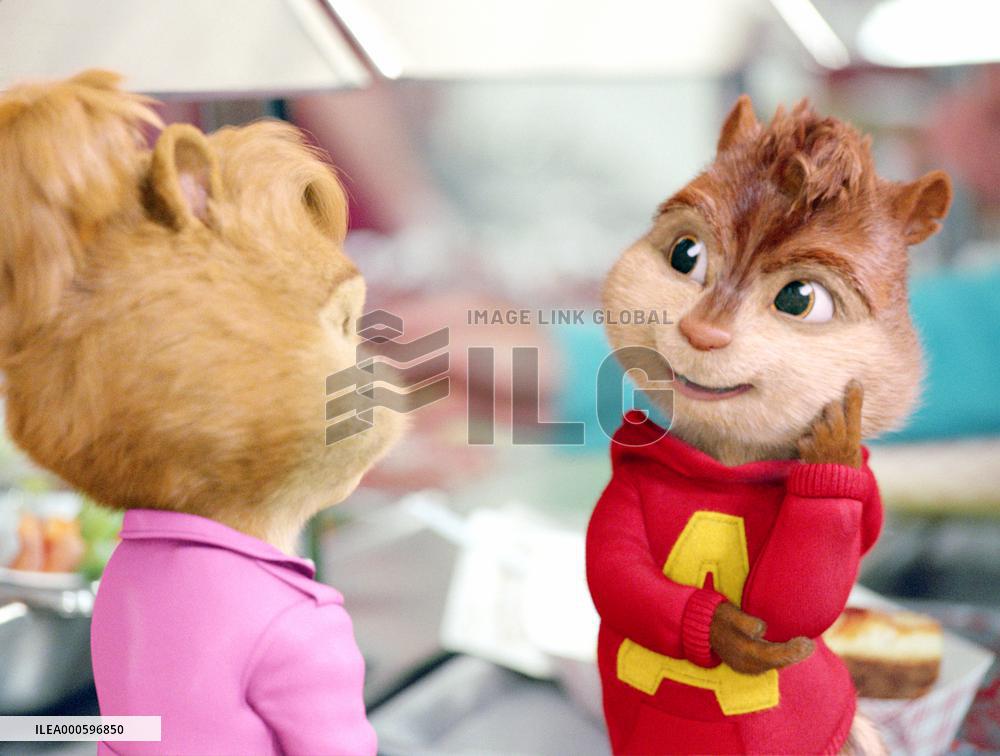 ALVIN AND THE CHIPMUNKS: THE SQUEAKUEL