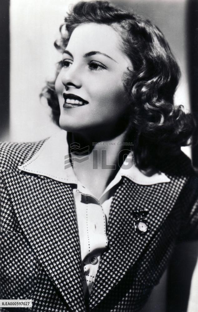 JOAN FONTAINE