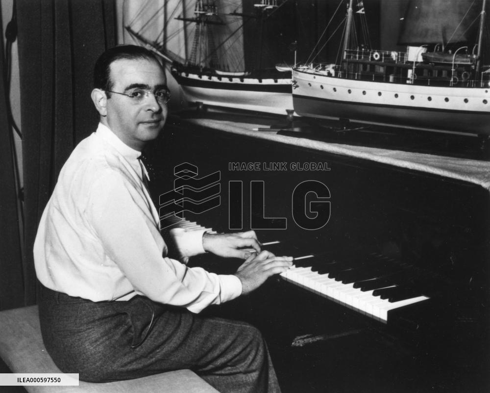 MAX STEINER