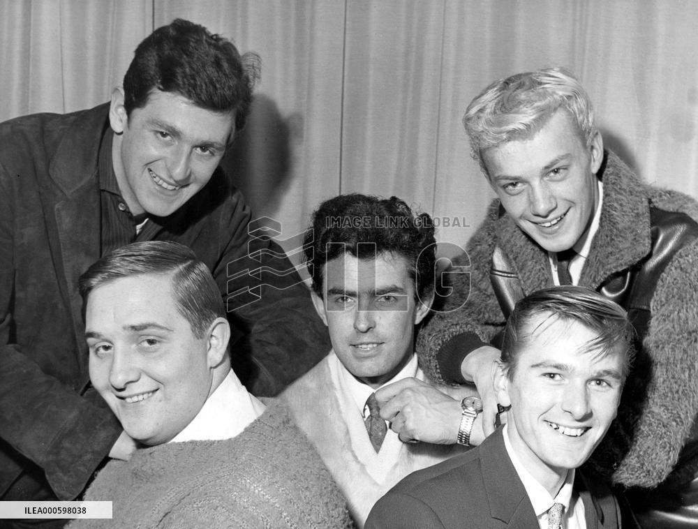 THE TORNADOS