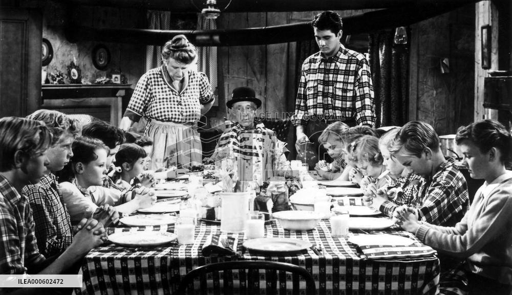 MA AND PA KETTLE AT HOME