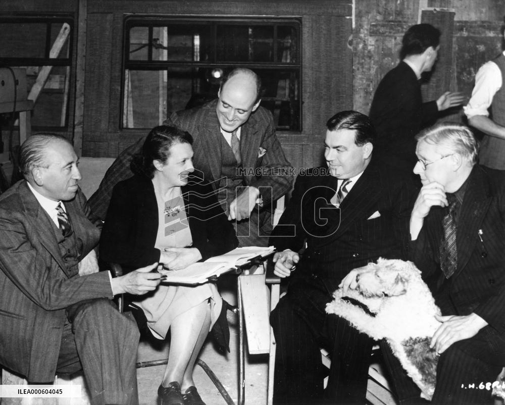 INSPECTOR HORNLEIGH ON HOLIDAY