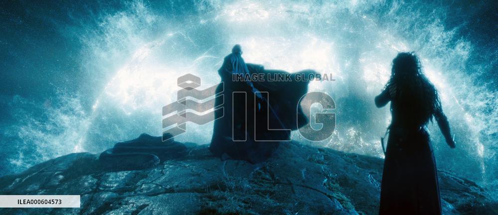 HARRY POTTER AND THE DEATHLY HALLOWS : PART 2