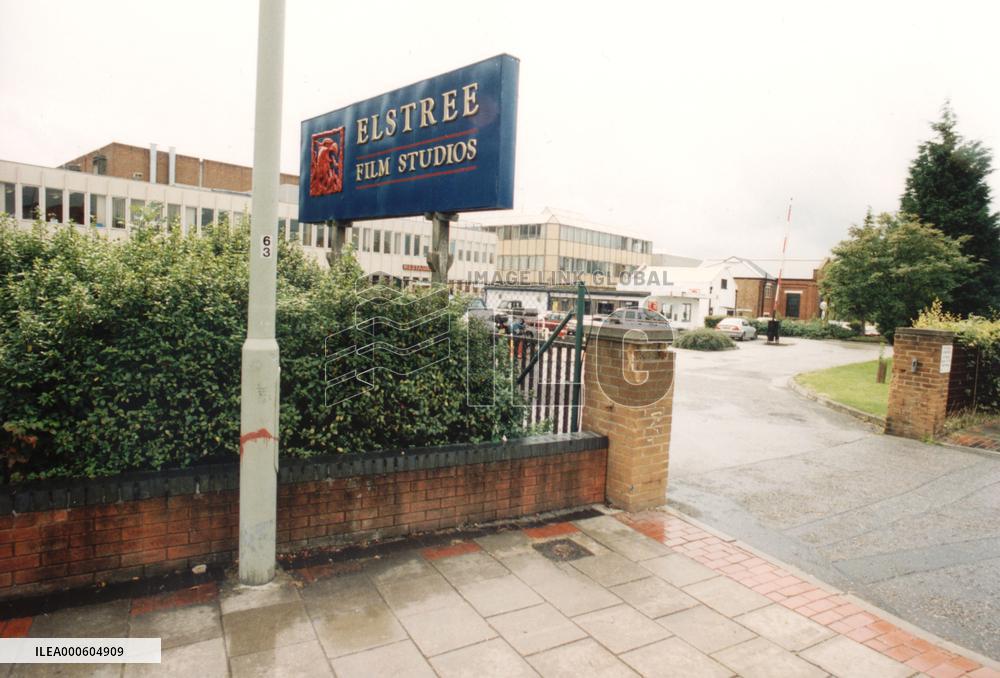 ELSTREE STUDIOS, Boreham Wood (1990s)