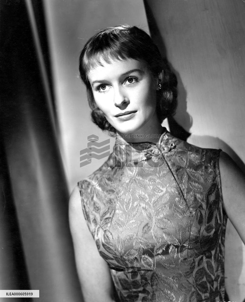 VIRGINIA MCKENNA