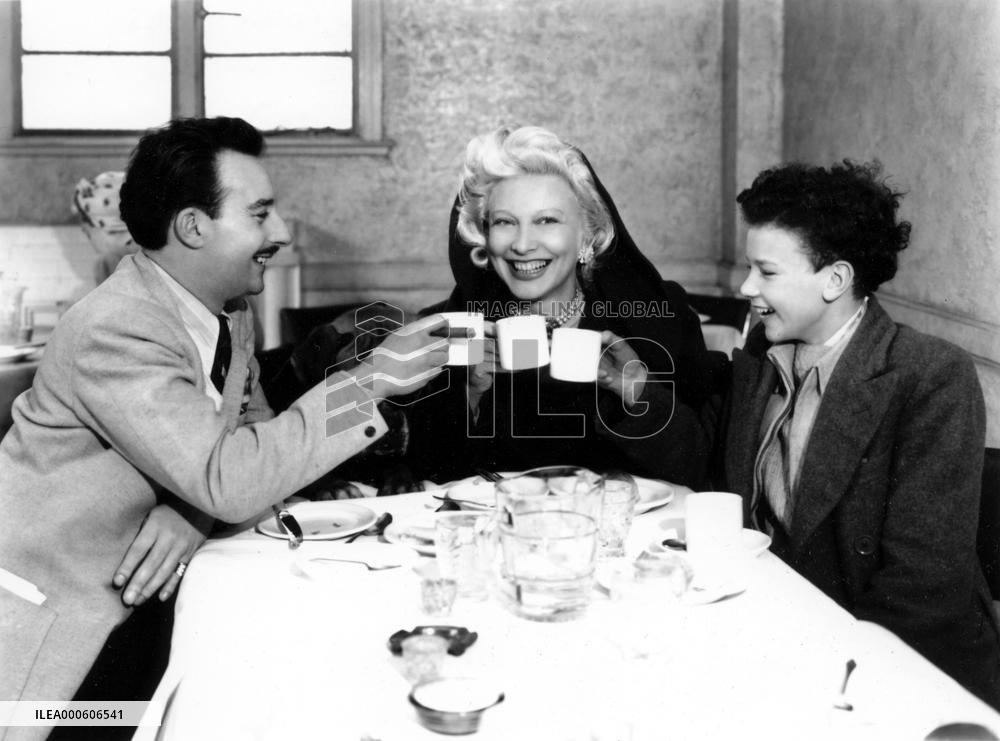 WILLIAM COMES TO TOWN