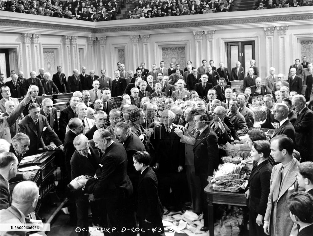 MR SMITH GOES TO WASHINGTON