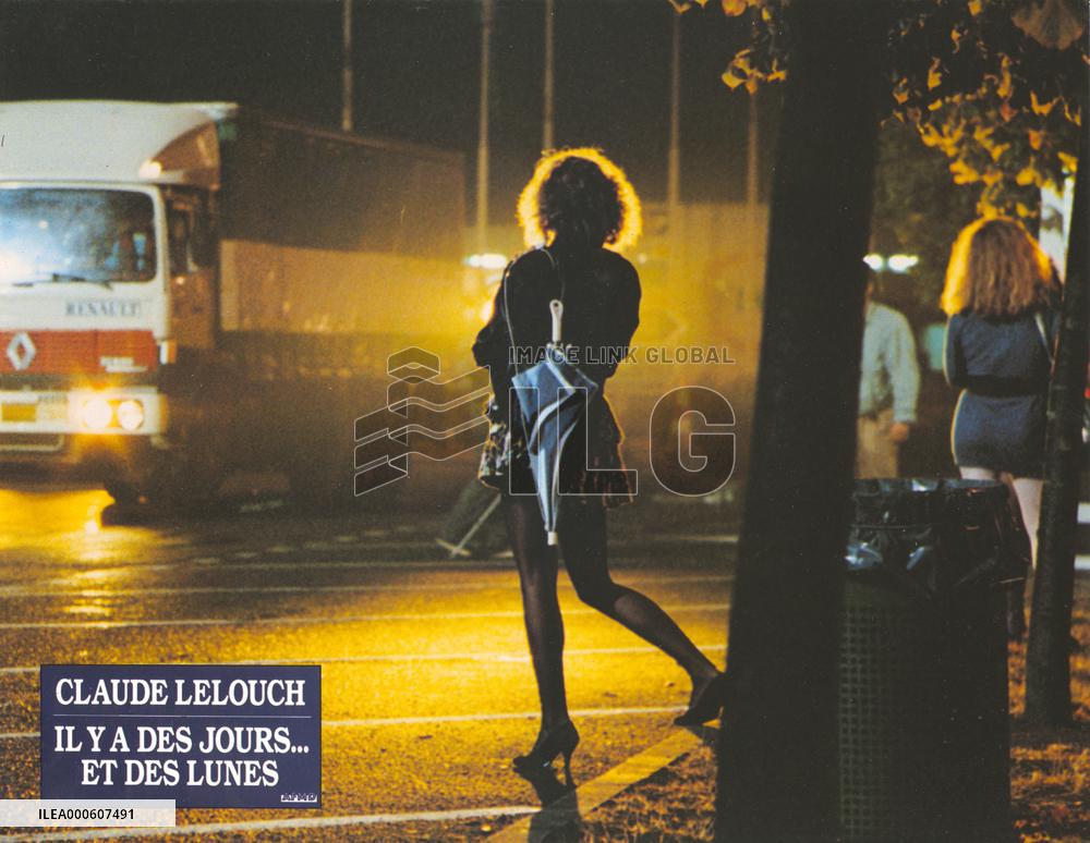 IL Y A DES JOURS ... ET LUNES