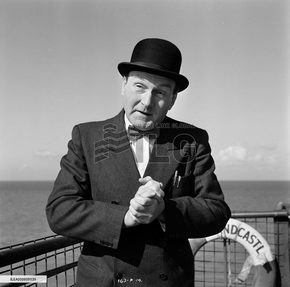 Barnacle Bill film (1957)