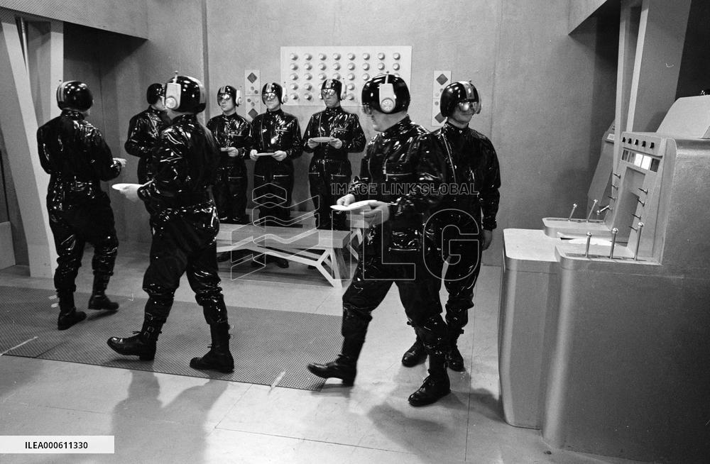Daleks Invasion Earth 2150AD film (1966)