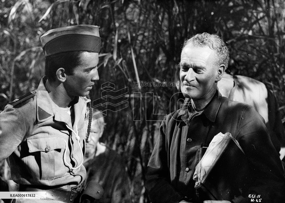 Guns of Darkness (1962) Film