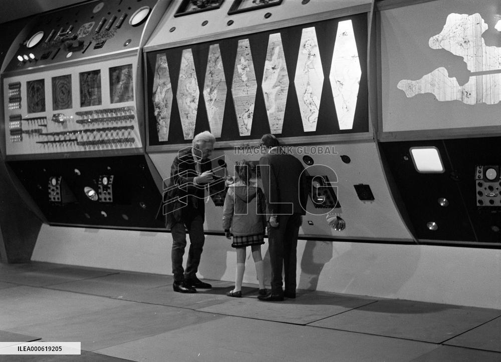 Dr. Who and the Daleks film (1966)