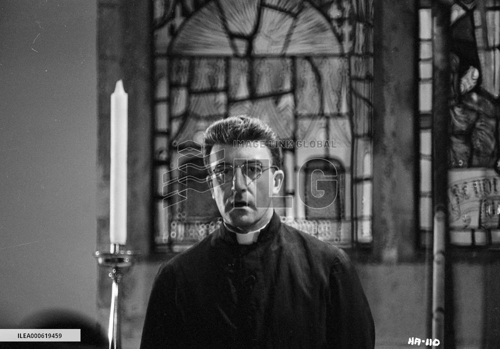 Heavens Above (1963) Film