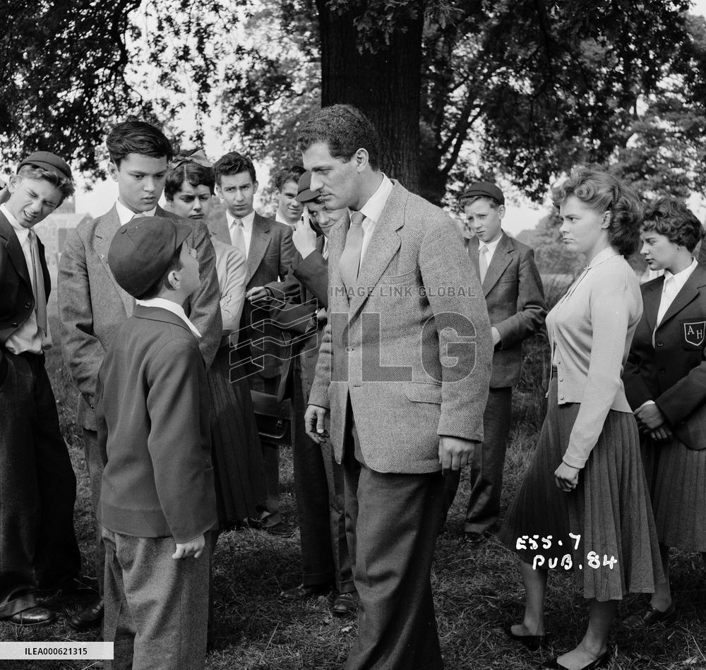It's Great to be Young (1956) Film