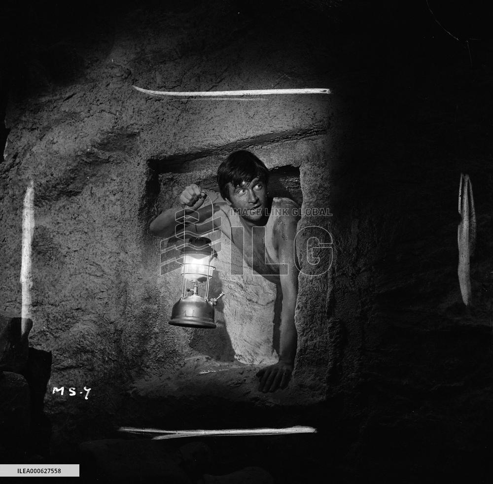 The Mummy's Shroud (1967) Film
