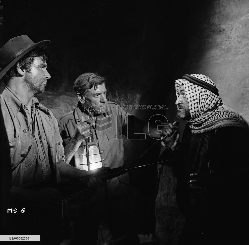 The Mummy's Shroud (1967) Film