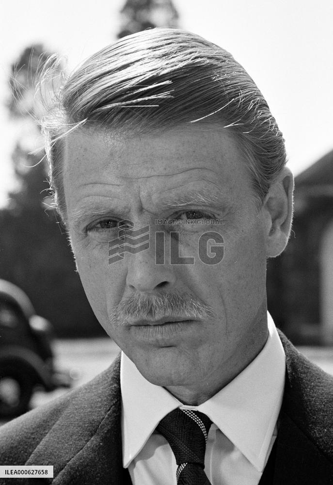 The Mirror Crack'd film (1980)