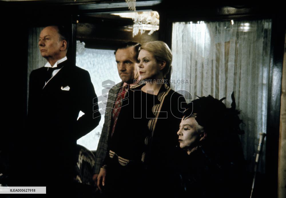 Murder on the Orient Express film (1974)