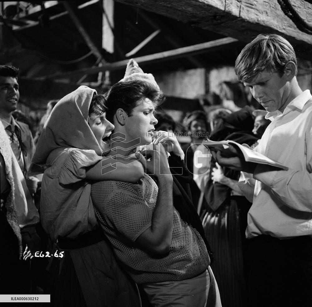 Summer Holiday (1963)