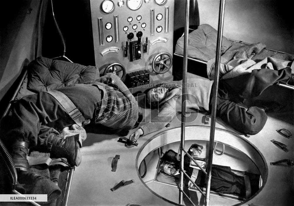 Girl In The Moon  film (1929)