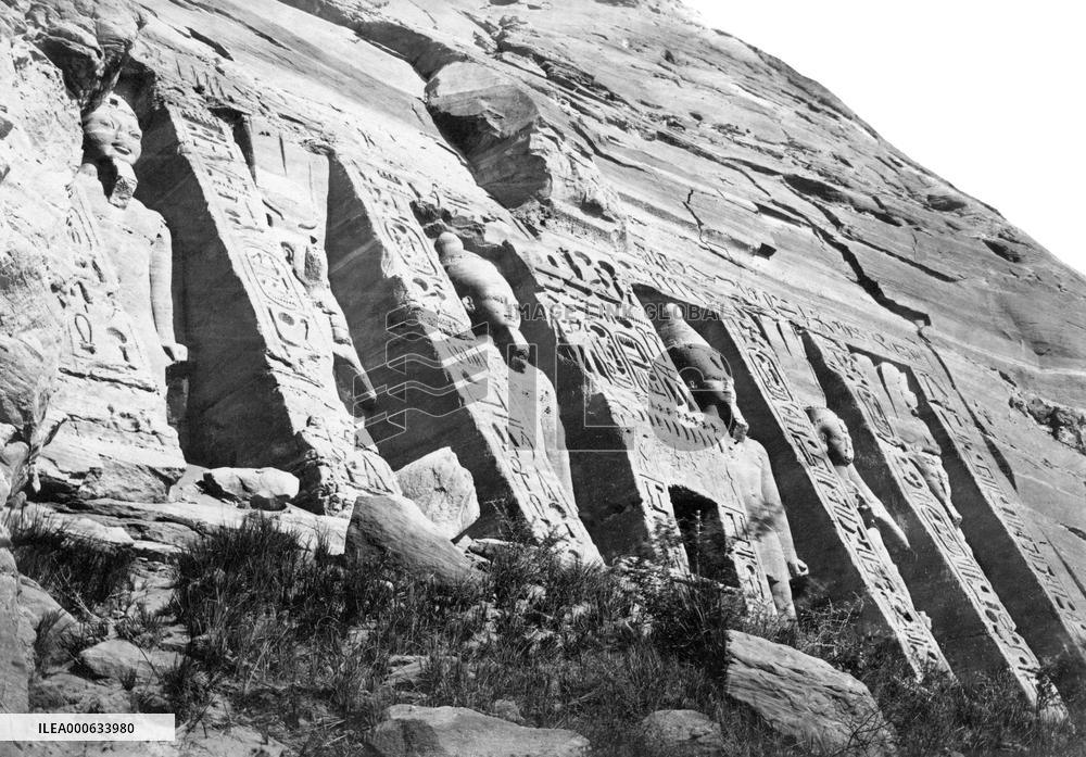 Nubia, Facade of the Smaller Temple c1857