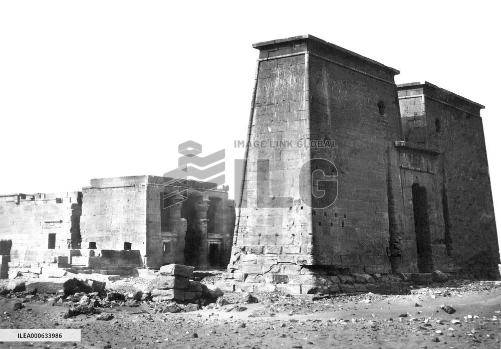 Nubia, the Temple of Dakkeh c1857