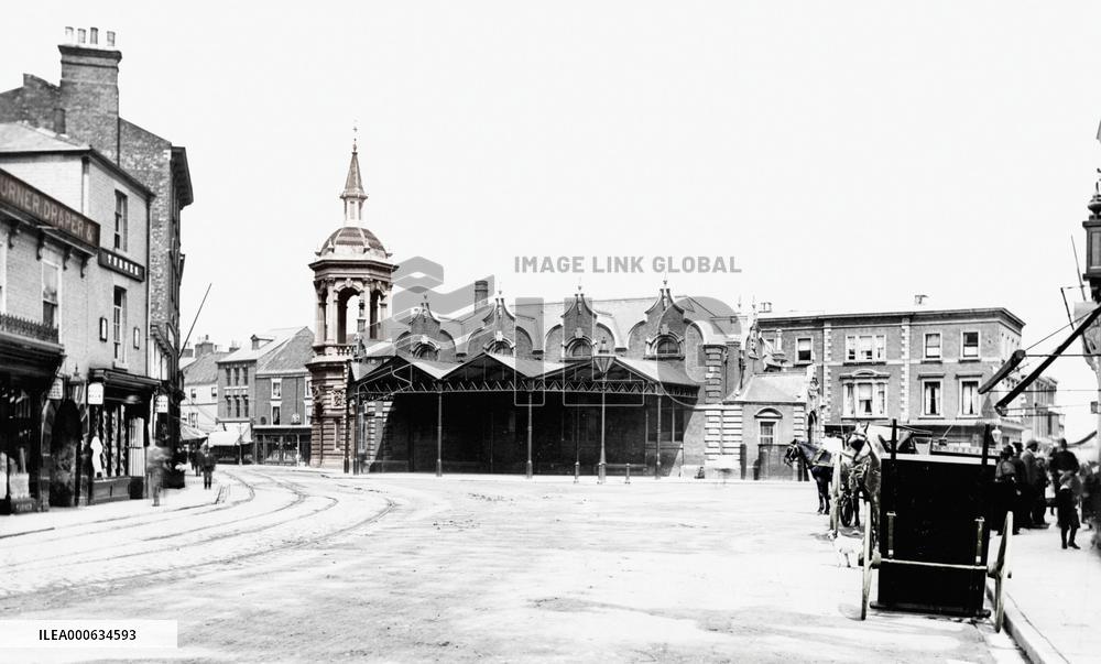 Grimsby, Corn Exchange and Market Place 1890