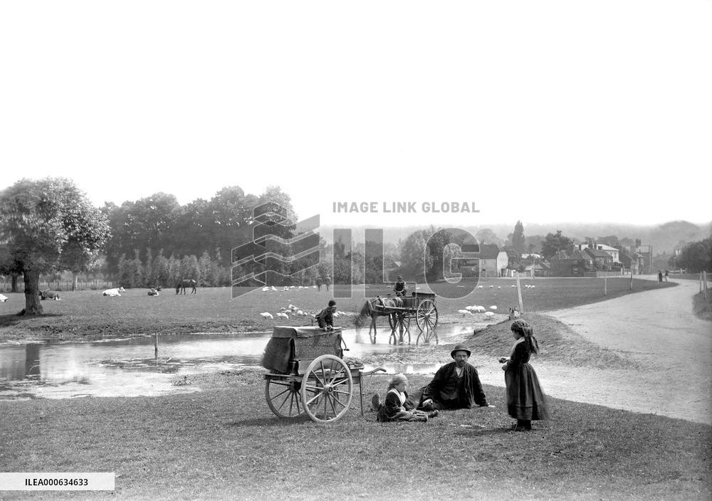 Cookham, Cookham Moor, Wayfarers 1890