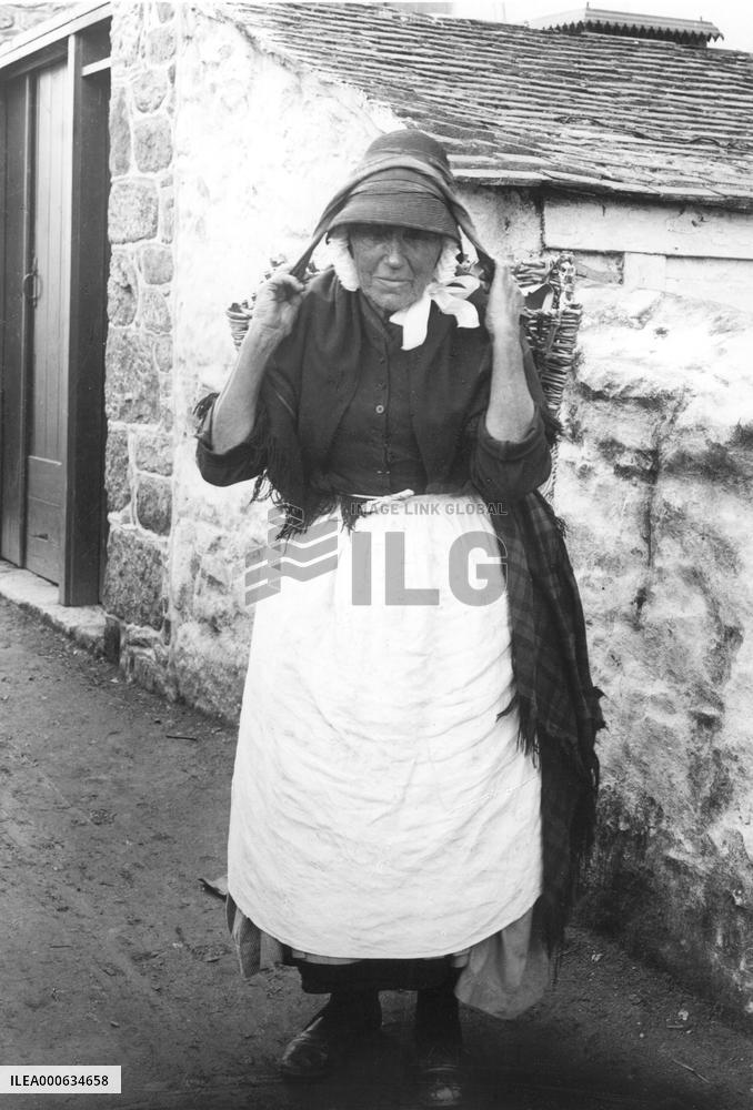 Penzance, Fishwife 1890