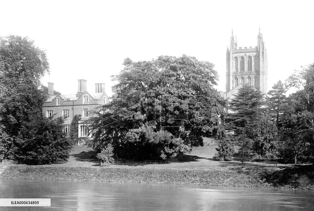 Hereford, Cathedral and Bishop's Palace 1891