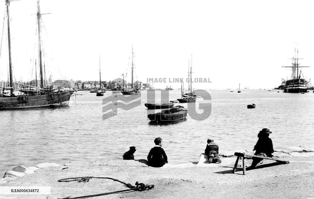 Portsmouth, the Harbour 1892
