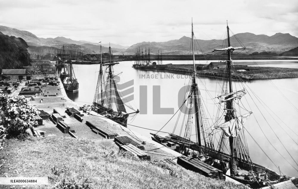 Porthmadog, the Harbour c1870