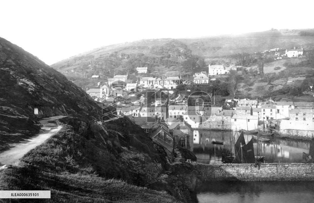 Polperro, from Chapel Rock 1888