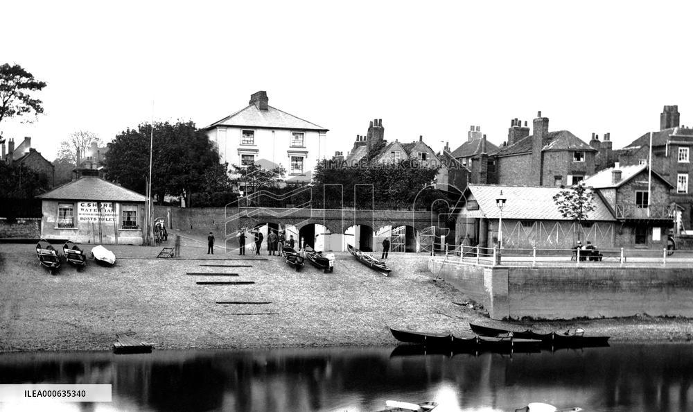 Twickenham, the Slipway facing Eel Pie Island 1890