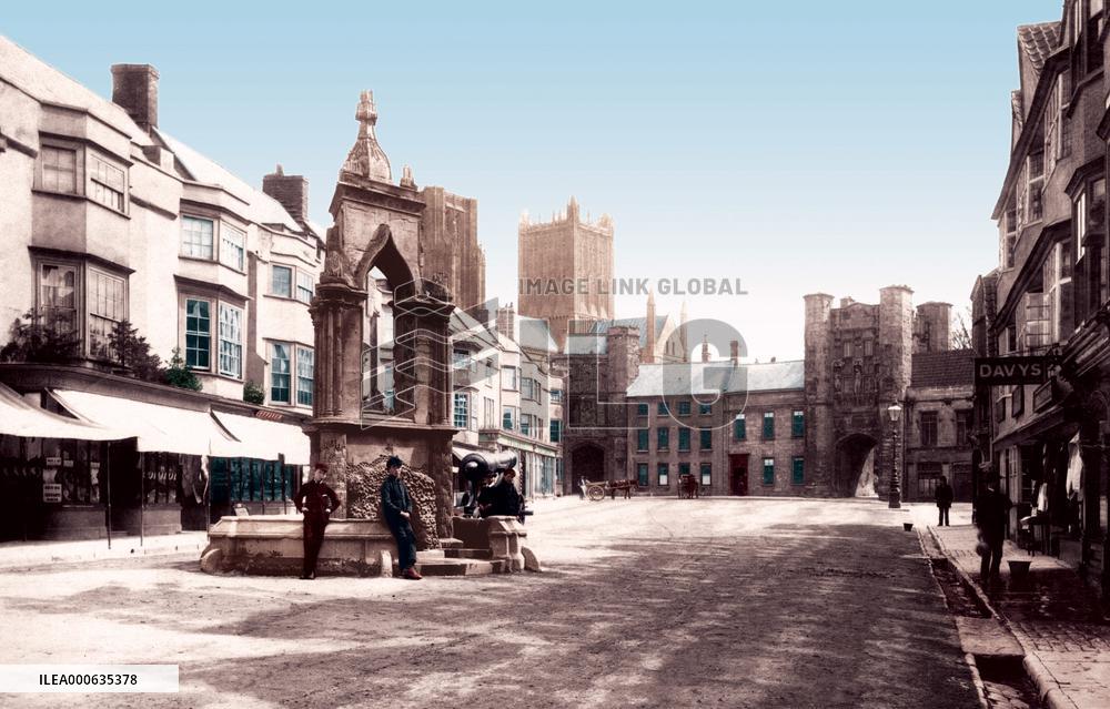 Wells, Market Place 1890