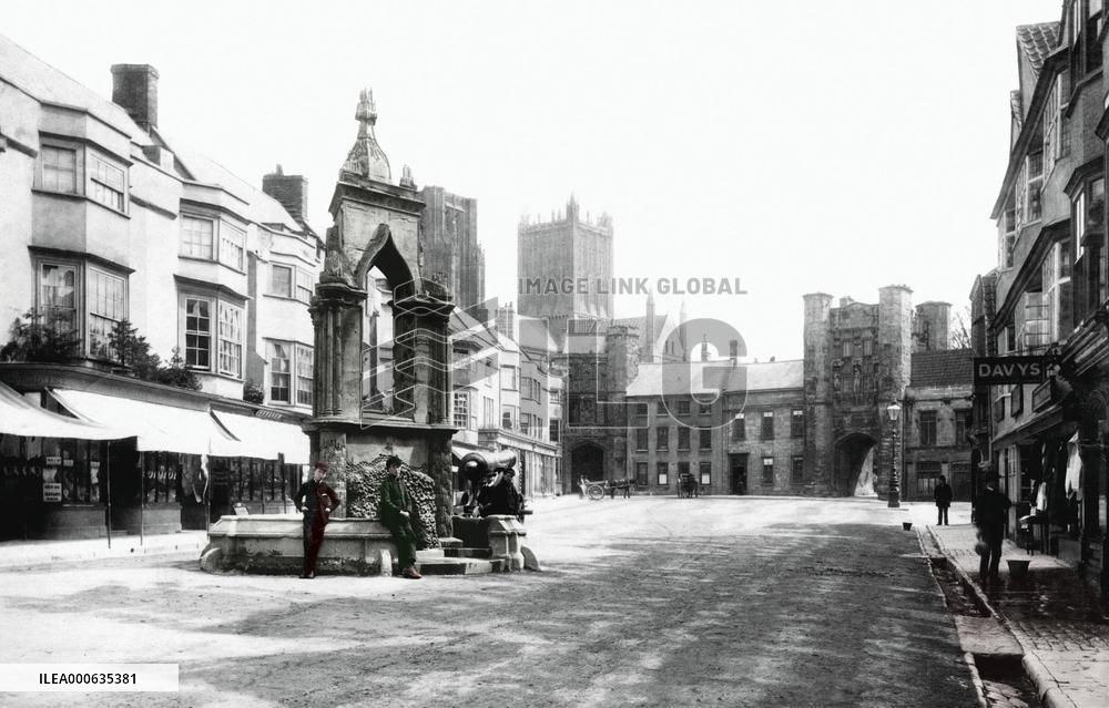 Wells, Market Place 1890
