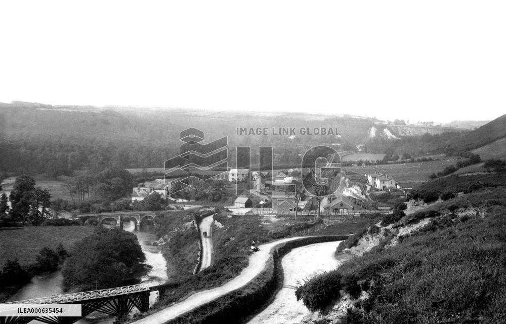 Torrington, Mailin Bridge 1890