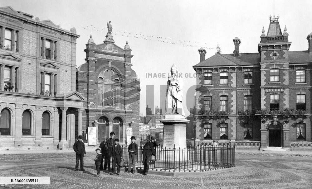 Abingdon, Market Place 1890