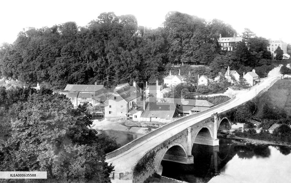 Ludlow, Dinham Bridge and Castle Hill 1892