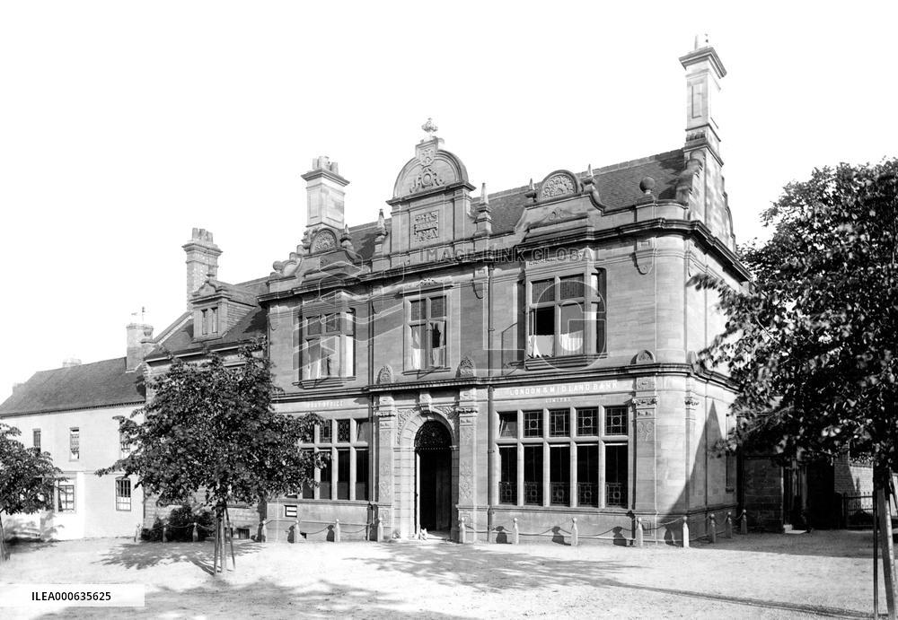 Kenilworth, Bank and Post Office 1892