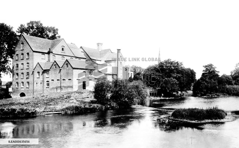 Stratford-upon-Avon, Lucy's Mill 1892