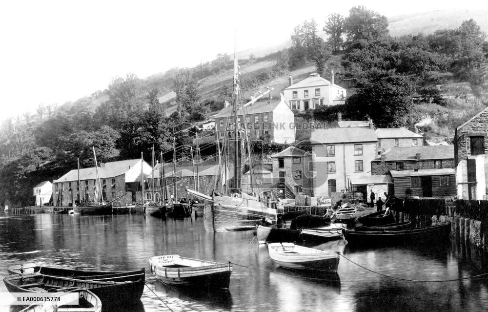 Looe, West Looe Jetty 1893