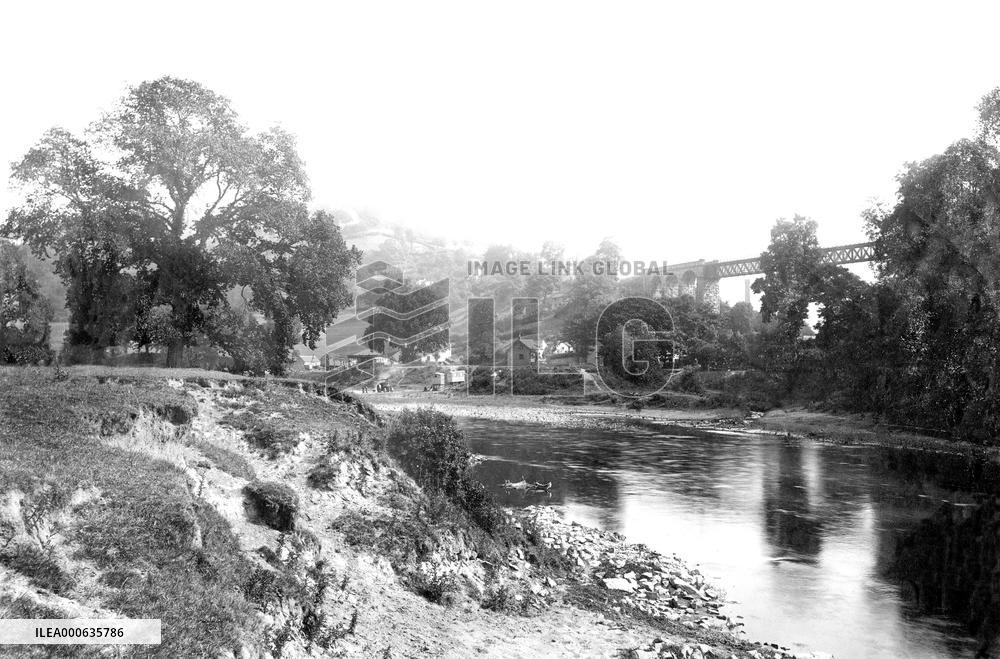 Lydbrook, the River Wye 1893