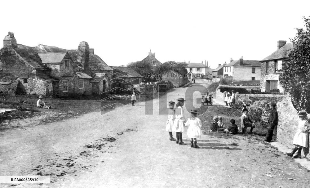 Tintagel, Village 1894