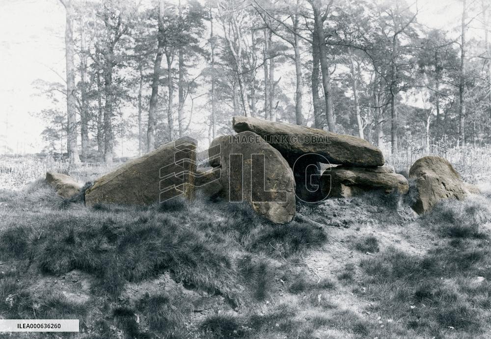 Alderley Edge, the Stone table of the Wizard 1896