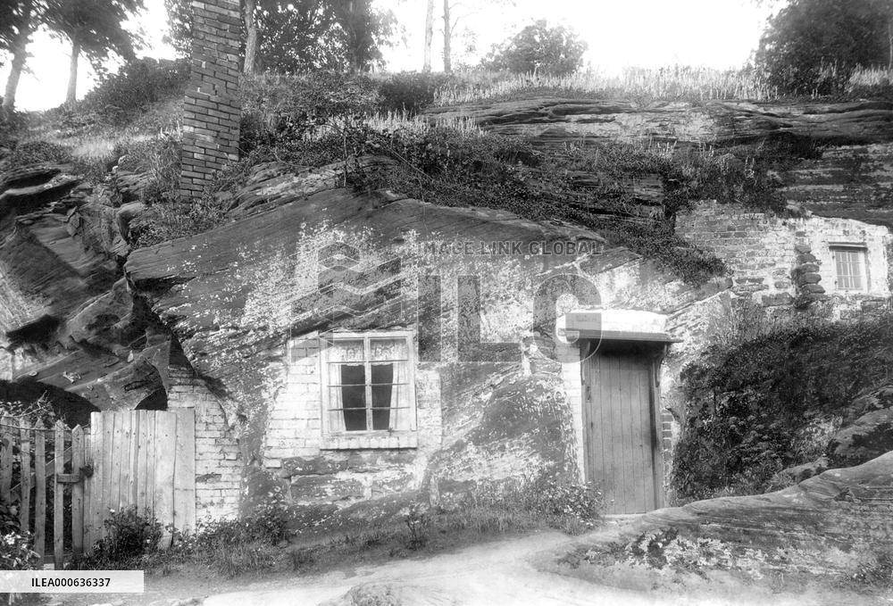 Bridgnorth, the Hermitage 1896